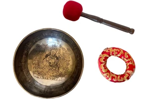 1149-gramm-tibeti-mantras-guru-rinpoche-piros-brokattal