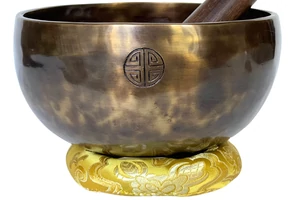 949-grammos-7-femes-tibeti-telihold-hangtal-sarga-brokattal