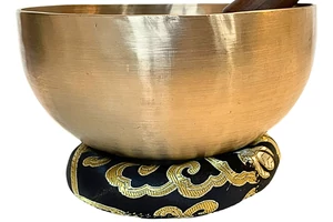 619-grammos-7-femes-tibeti-terapias-hangtal-fekete-arany-brokattal