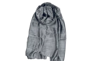 nyers-selyem-sal-kvarcszurke