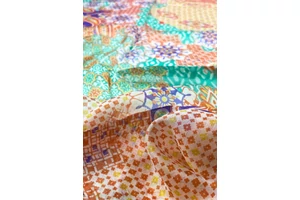 harmatfeher-alapon-mintas-sal-selyem-