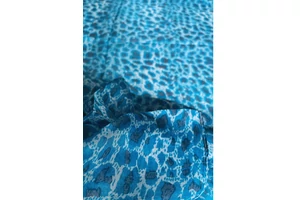 leopardmintas-curacaokek-delfinszurke-sal-selyem-