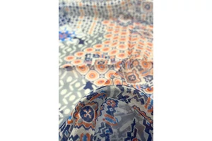 harmatfeher-alapon-mintas-sal-selyem-