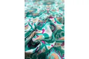 liliomfeher-alapon-asvanyzold-mintas-sal-selyem-