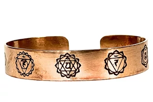 het-csakra-karperec-unisex-rez