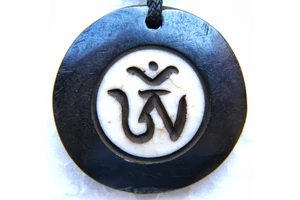 tibbeti.om-szotag-nyaklanc-barna