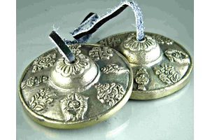 ting-sha-8-szerencsejel-om-ah-hung-szotaggal