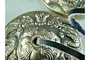 sárkányos-szerencsejel-om-ah-hung-szotaggal