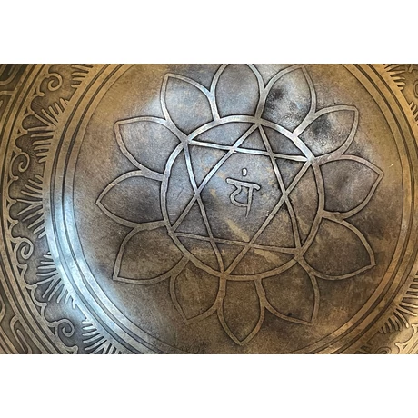 912 grammos tibeti mantrás hangtál 7 fémből piros brokát alátéttel - videoval