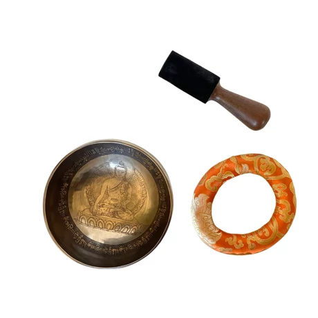 Sakyamuni Buddha hangtál tibeti mantrás 7 fémből sárga színű brokáttal - videoval