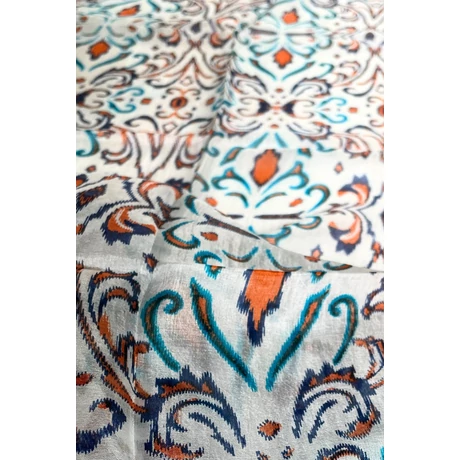 Habfehér alapon türkizkék, párizsikék és tűzliliom színű mintás 100% valódi hernyóselyem sál 50x180 cm