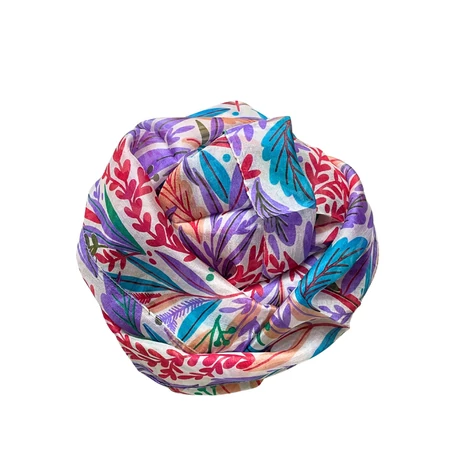 Jázminfehér alapon levélmintás 100% valódi hernyóselyem sál 50x180 cm