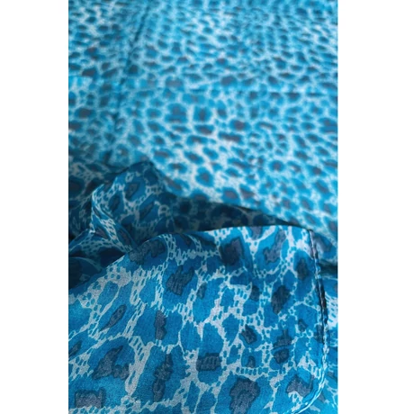 Leopárdmintás curacaokék és delfinszürke színű 100% valódi hernyóselyem sál 50x180 cm