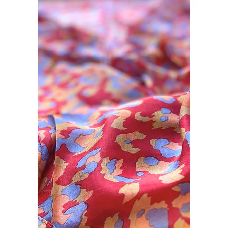 Császárvörös alapon mintás 100% valódi hernyóselyem sál 100x180 cm