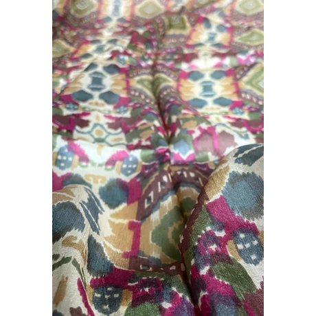 Bahama-beige alapon görögbíbor, diózöld és nugát barna mintás 100% valódi hernyóselyem sál 100x180 cm