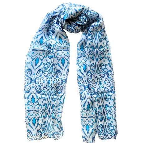 Hermelinfehér alapon türkizkék és párizsikék mintás 100% valódi hernyóselyem sál 100x180 cm