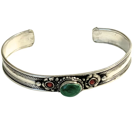 Karperec malachit kővel tibeti dordzse szimbólumban, kék pöttyökkel