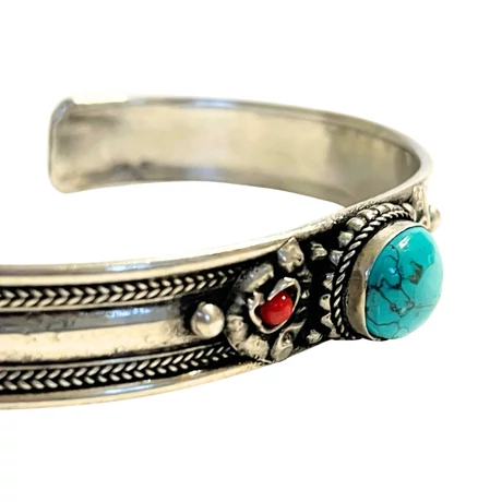 Karperec tibeti dordzse szimbólummal türkinittel díszítve