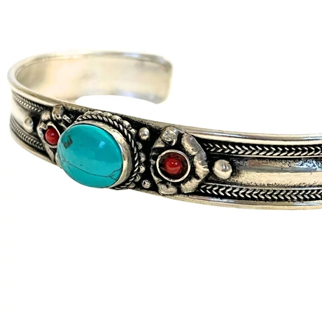 Karperec tibeti dordzse szimbólummal türkinittel díszítve