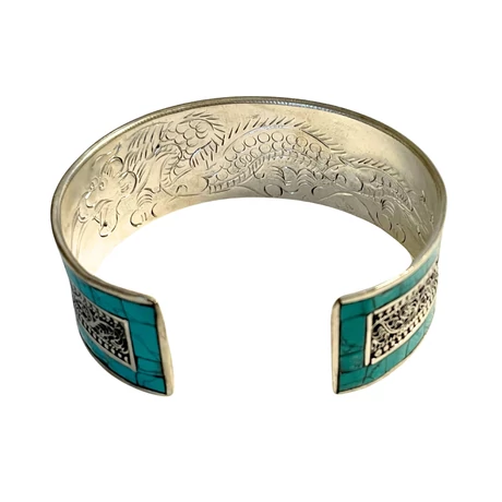 Türkiz karperec - türkiz karperec belsejében sárkány gravírozással