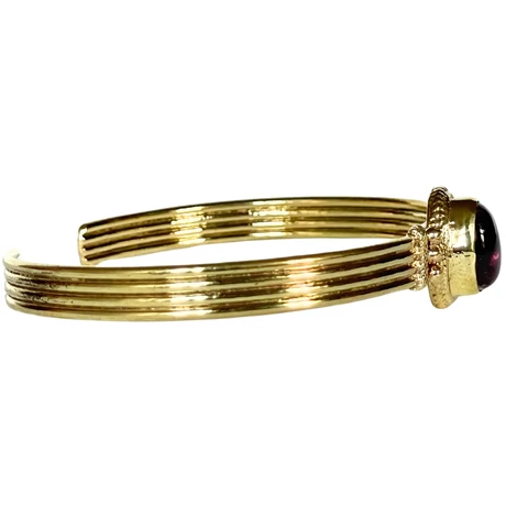 Ametiszt kővel díszített réz karperec