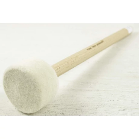 uto-nemez-feher-fa-bot-peter-hess2