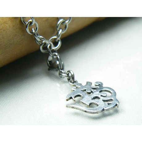 om-orvosi-fem-karkoto-