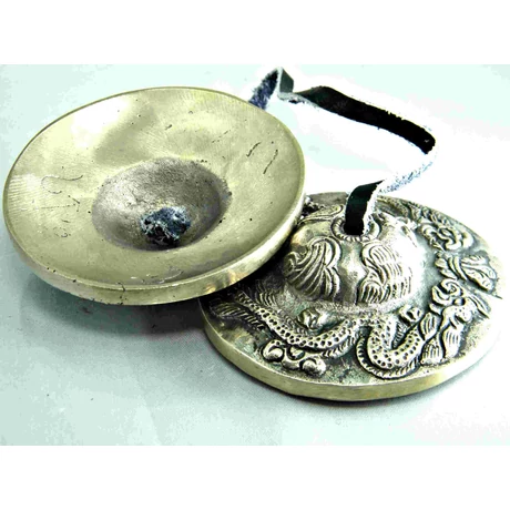 sárkányos-szerencsejel-om-ah-hung-szotaggal-1